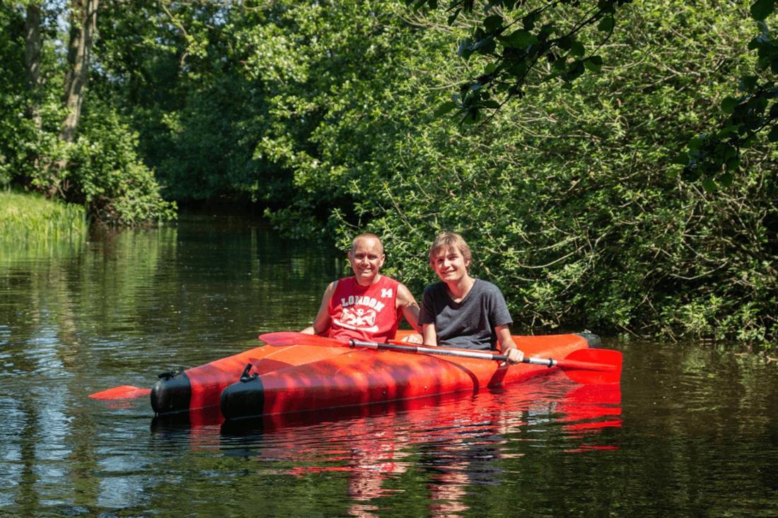 Chalet 'T Rijsterbos Op Camping Met Zwembad! Villa Kültér fotó